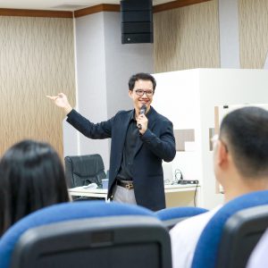 หลักสูตรอบรมแพทย์พี่เลี้ยง โรงพยาบาลมหาวิทยาลัยสุรนารี